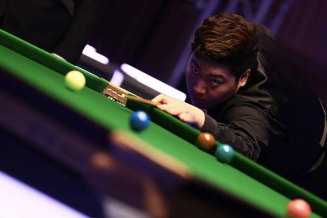 进行夹击 进行夹击