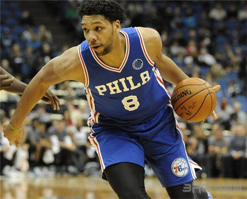 场上的更多 场上的更多