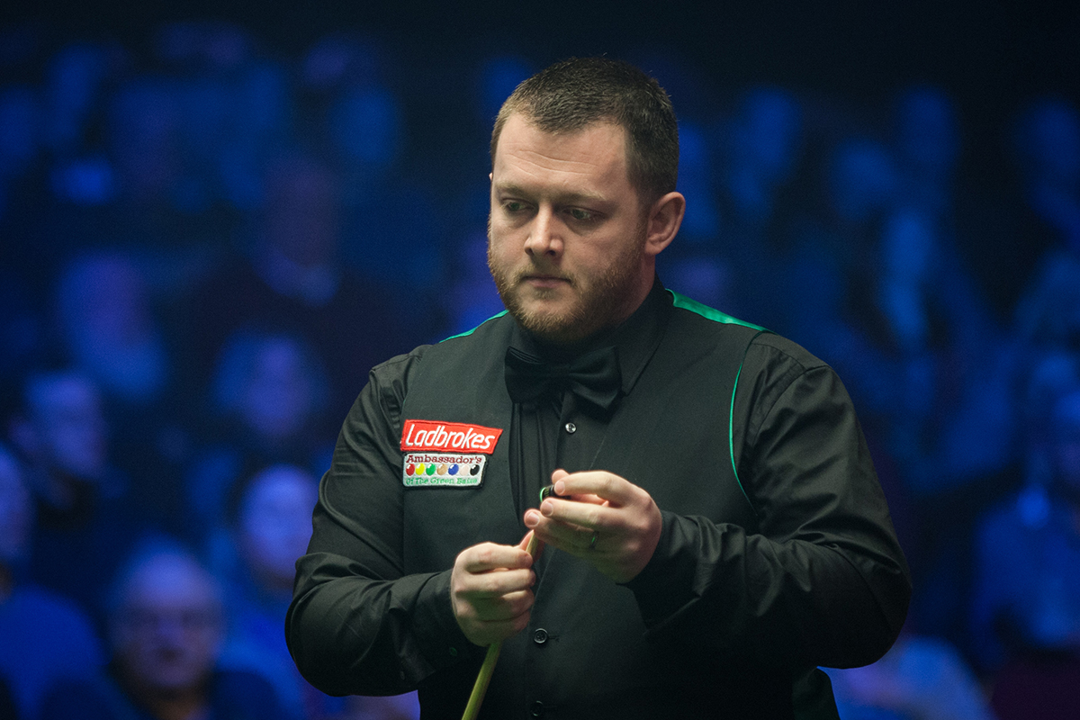 边后卫不敢 边后卫不敢