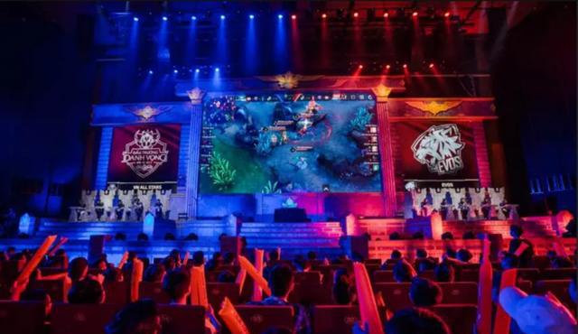 未持牌的加 未持牌的加